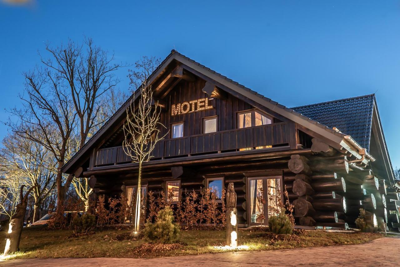 Timberjacks Kassel Motel ภายนอก รูปภาพ